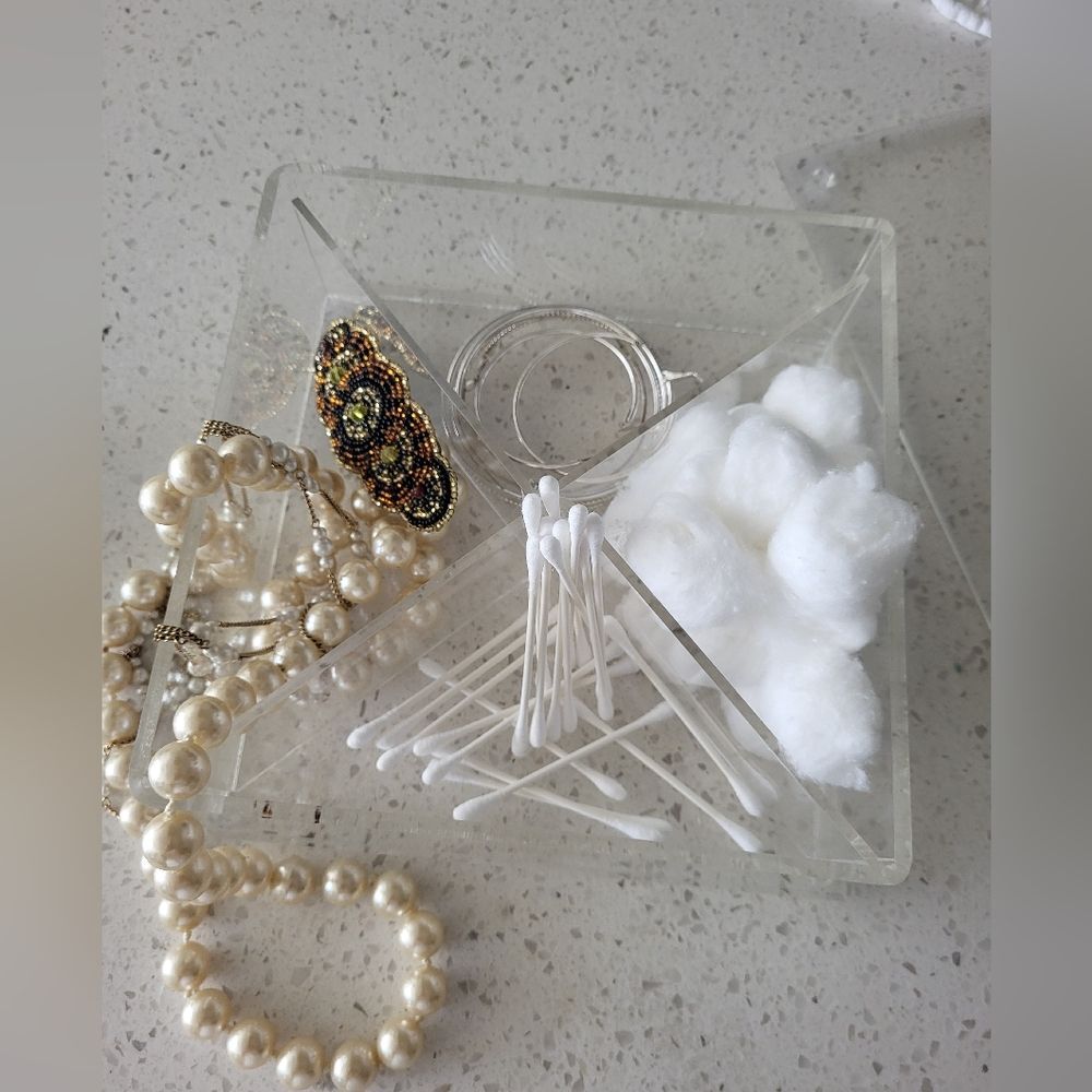 Lucite Acrylic Box Organizer with Faceted Knob Removable Dividers
